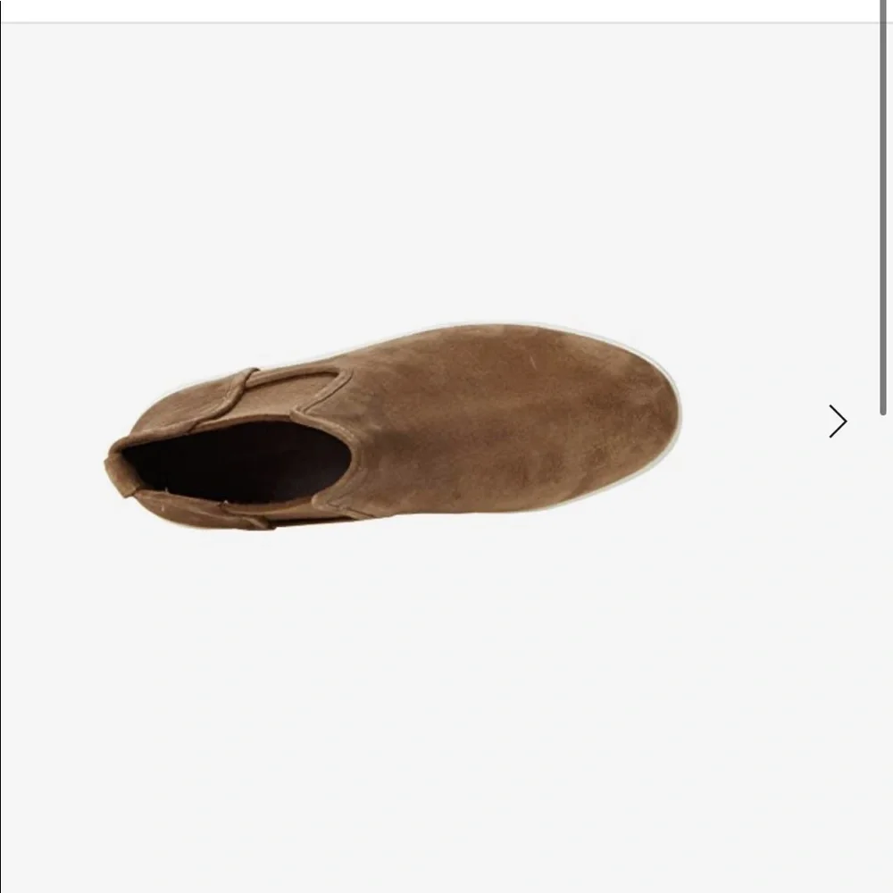 Vince Newlyn Suede Slip On Chelsea Boots Booties Leather Water Resistant Size 8 - Picture 5 of 16